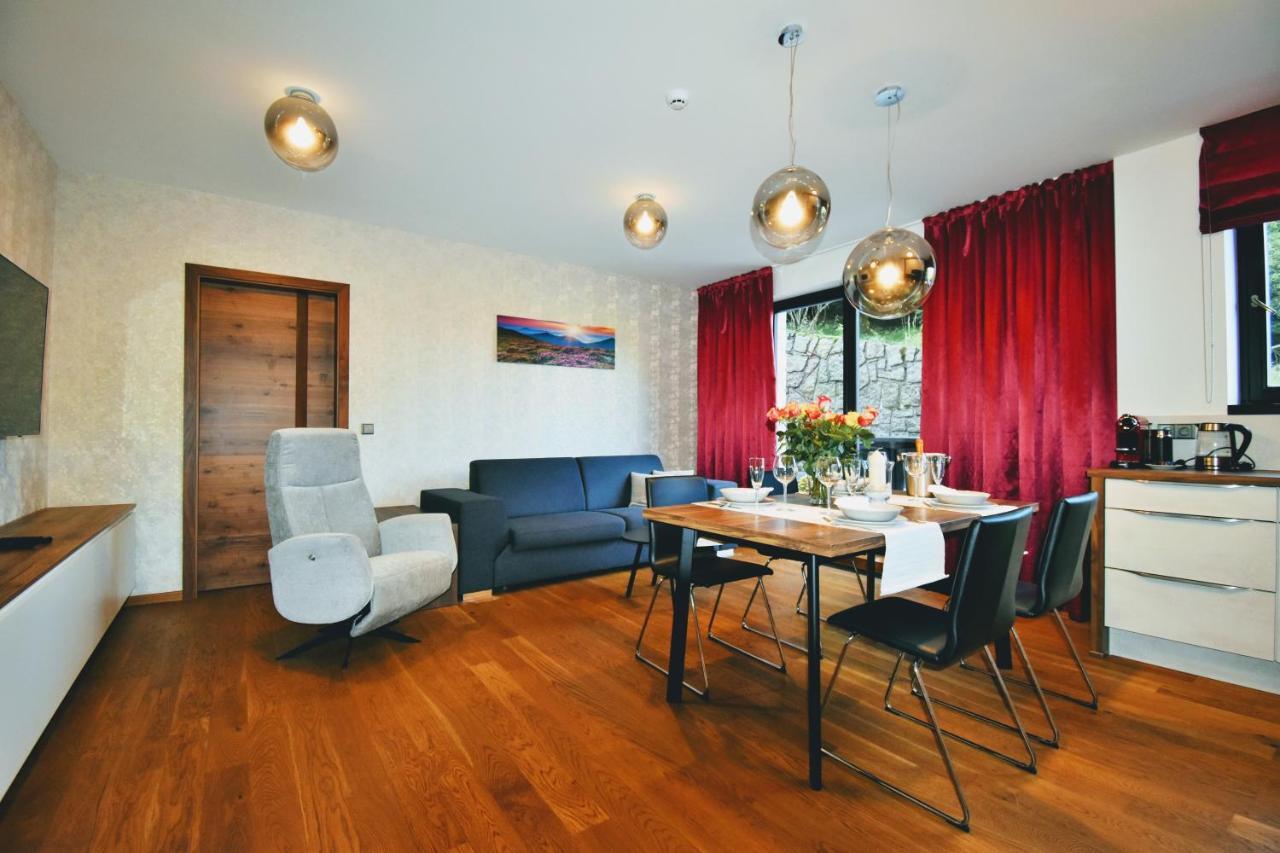 Apartment Adelka 104 With Private Whirlpool Špindlerŭv Mlýn Kültér fotó